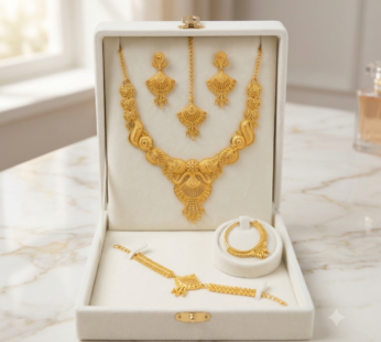 Gold Plated Bridal Jewellery Set Necklace Earrings Maang Tikka Nath and Bracelet