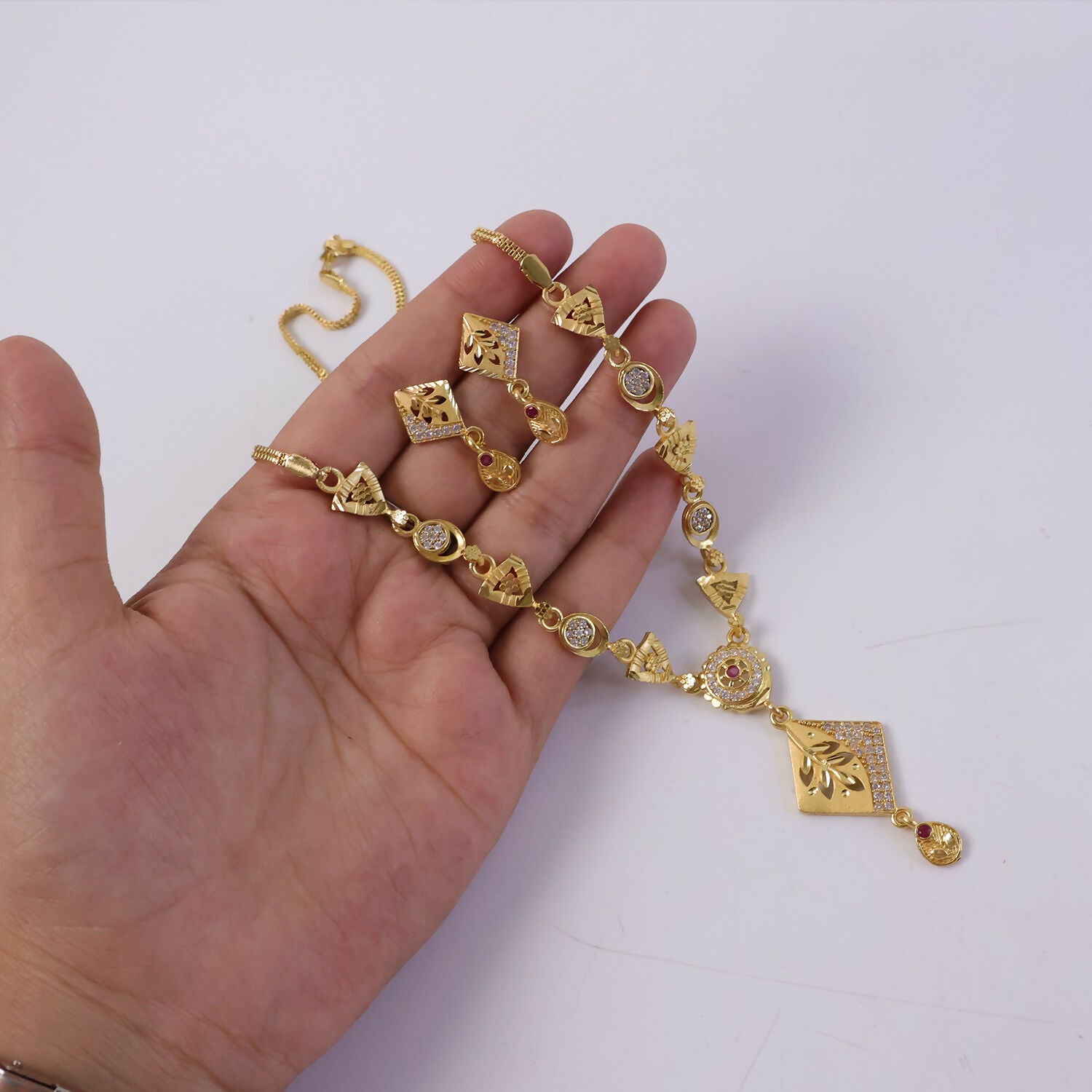 Gold-Plated Designer Necklace Set – Elegant Traditional Jewelry for Women - Detailed Feature View 4