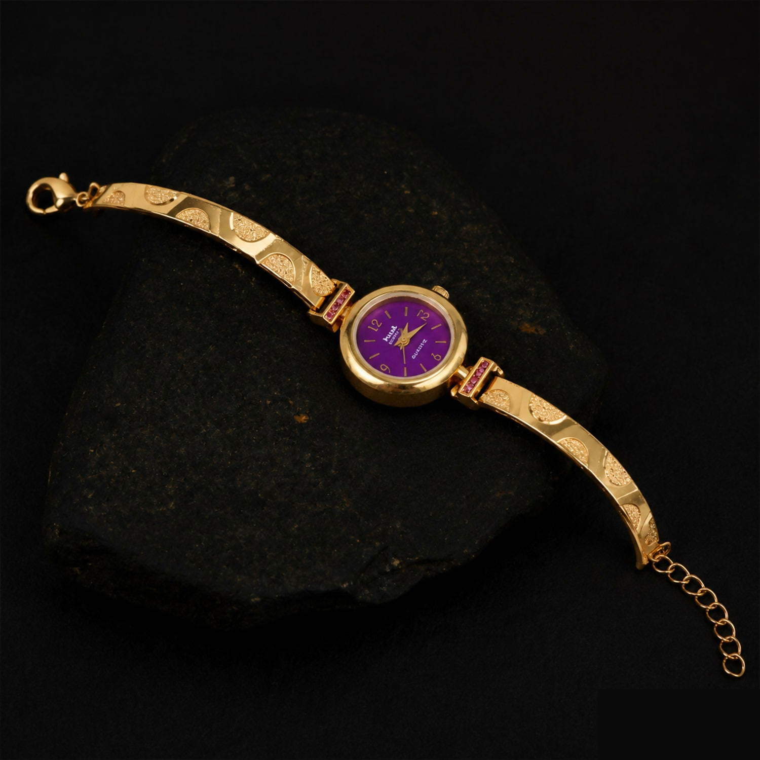 Gold Plated Purple Dial Bracelet Watch With Elegant Design For Women And Girls - Detailed Feature View 2