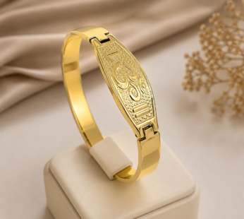 Golden Plated Om Engraved Religious Kada