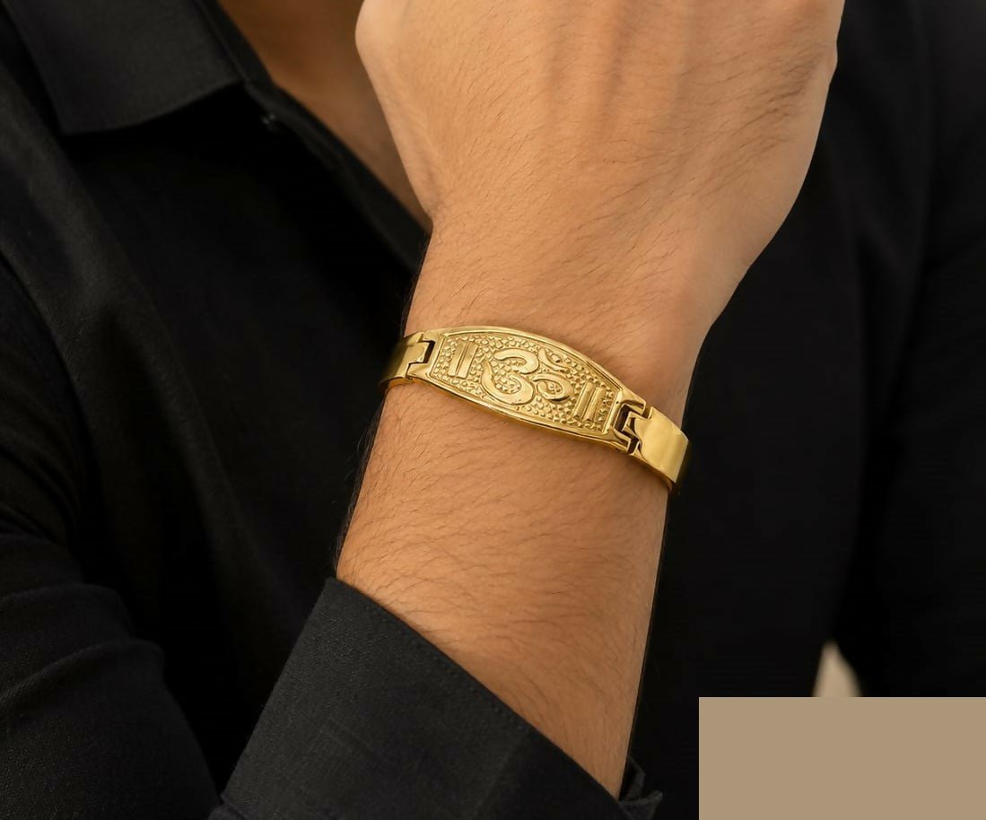 Golden Plated Om Engraved Religious Kada - Detailed Feature View 3