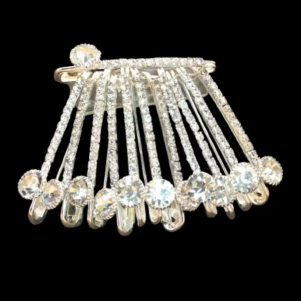 Silver Saree Pin – Elegant Diamond-Look with CZ Stones