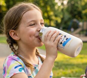 Kids Insulated Water Bottle – Leakproof & Easy to Carry