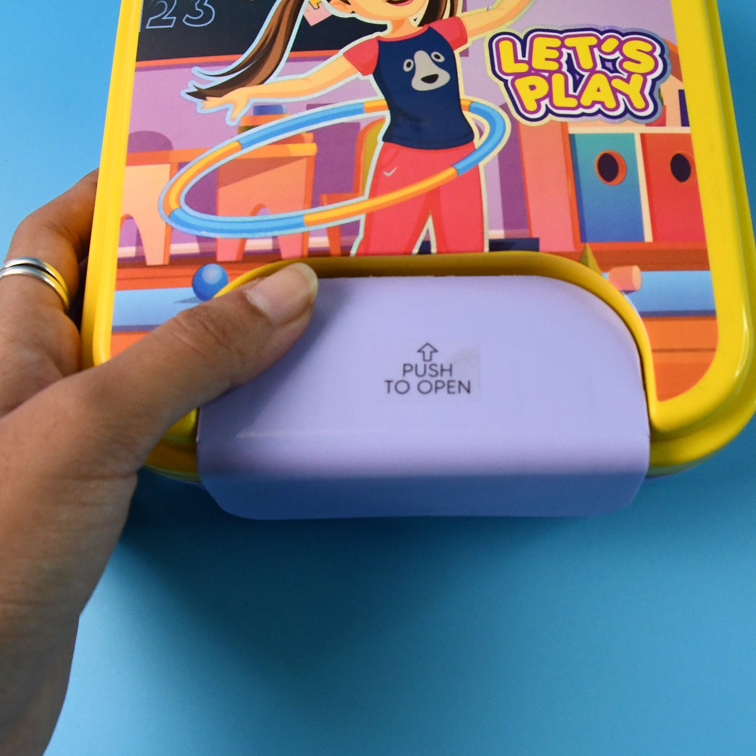 Kids Lunch Box Set – Compact with Spoon, Fork & Snack Container - Detailed Feature View 2