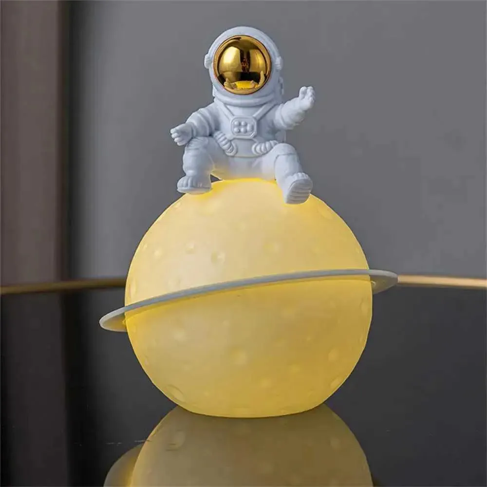 Astronaut Moon Lamp Night Light – Creative 3D Desktop LED Lighting for Bedroom & Home Decor (Random Color-Pack of 1) - Detailed Feature View 1