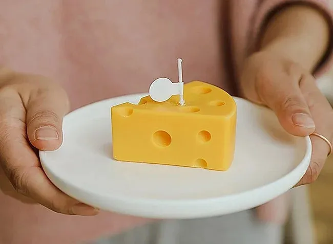 Cheese Shape Candle - Detailed Feature View 2