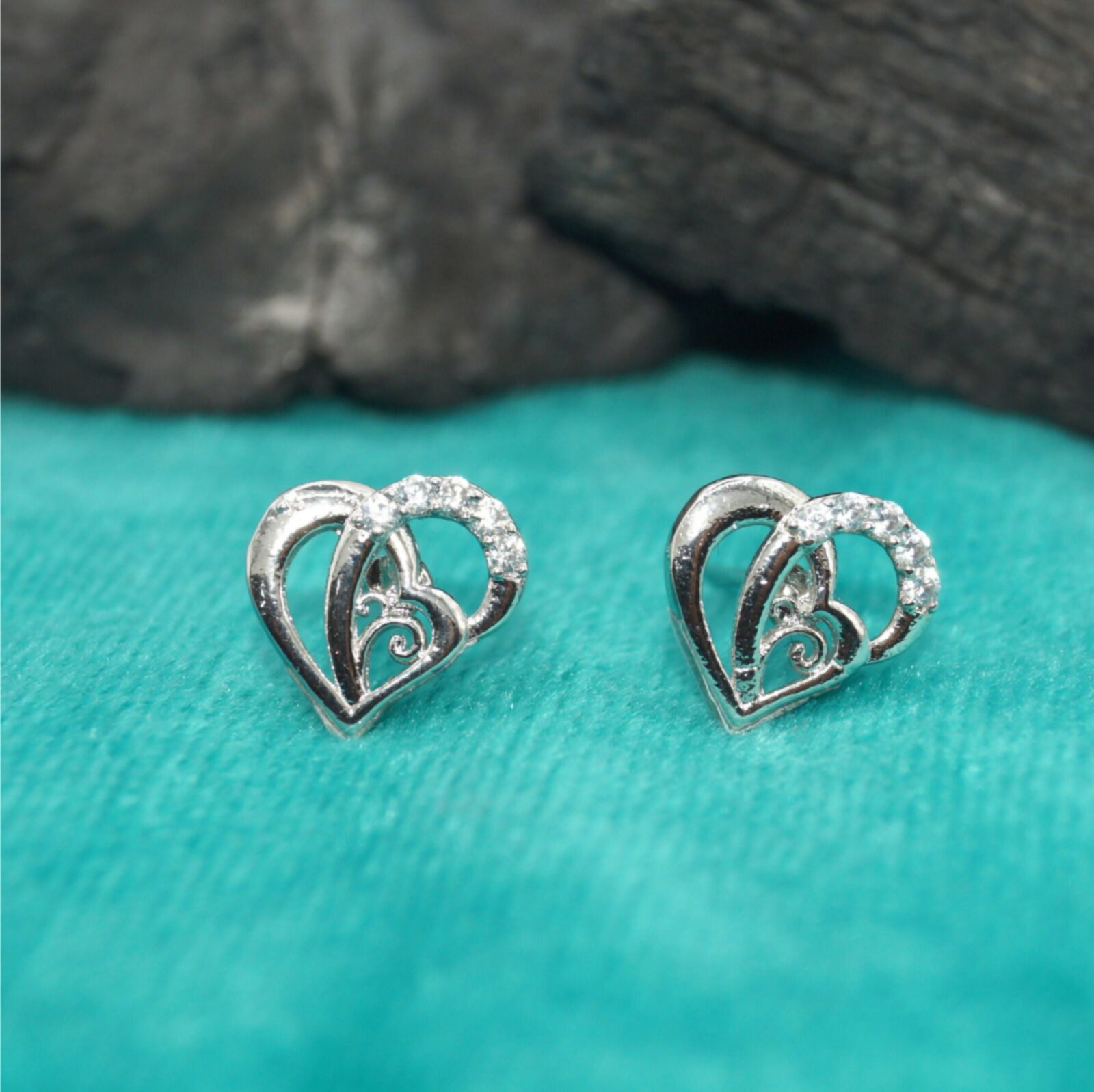 Silver-Plated Heart Stud Earrings – Elegant Double Heart Design
