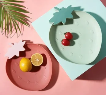 Sweet Strawberry Shaped Snack Plate (Random Colour)