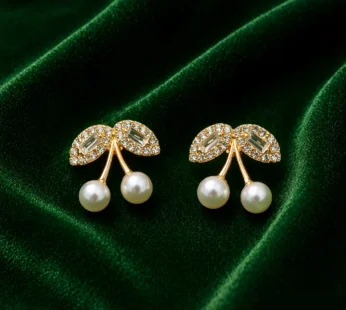 Elegant Cherry Pearl Drop Earrings – Timeless Korean Style Jewelry