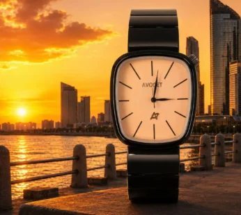 Black Square Analog Watch – Minimalist Champagne Dial for Men
