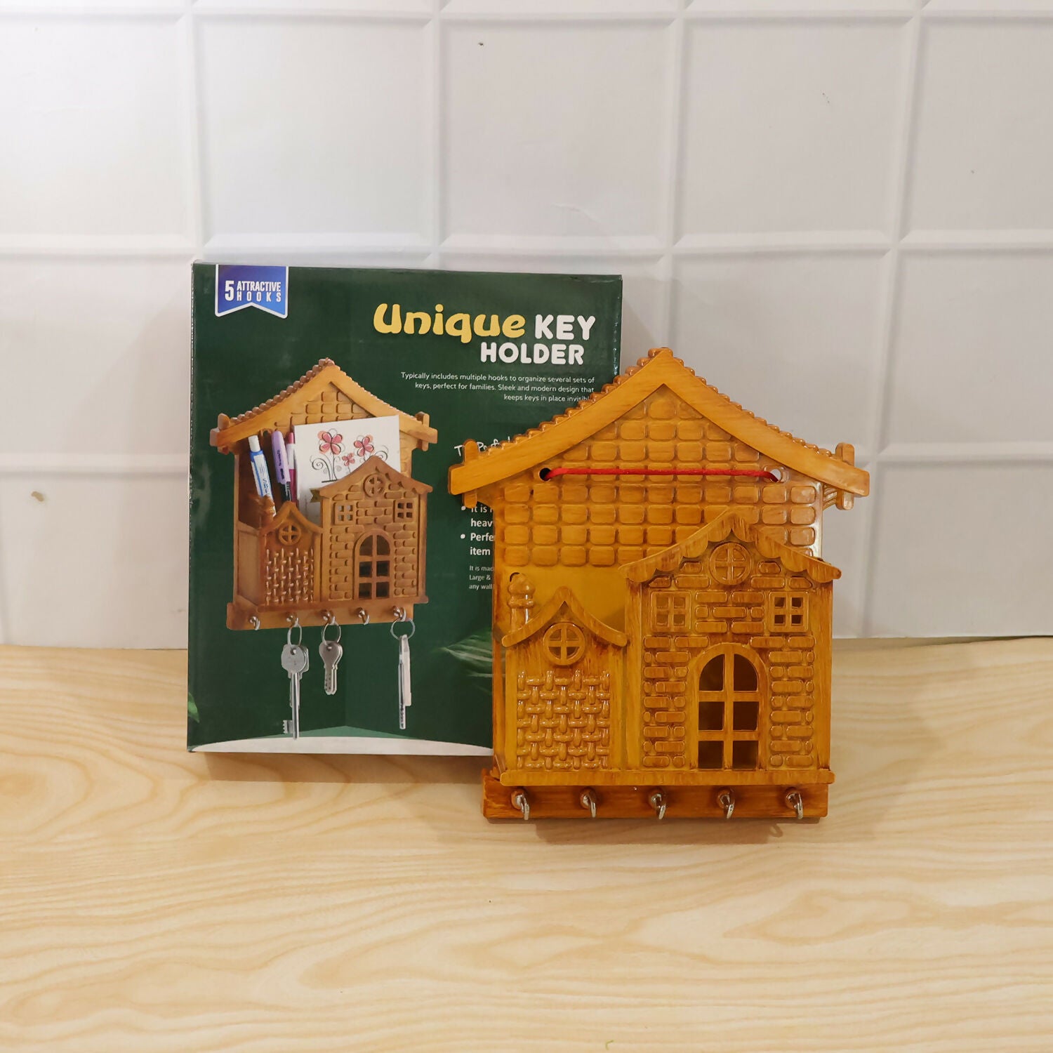 Wall-Mounted Wooden Key Holder – Stylish & Space-Saving Organizer - Detailed Feature View 5