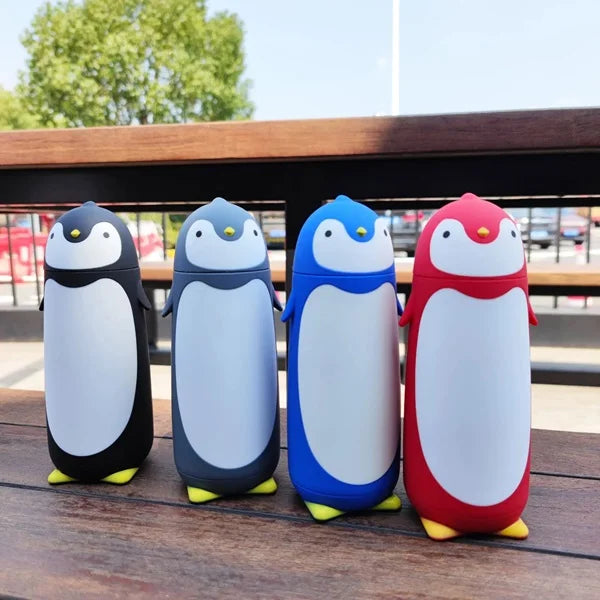 300ml Penguin Shape Water Bottle - Detailed Feature View 1