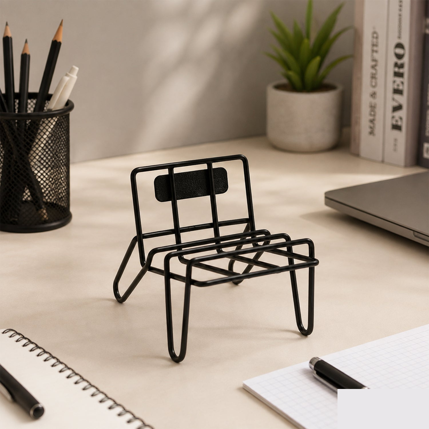 Apex Chair Design Mobile Holder Stand Metal Wire Phone Stand for Desk - Detailed Feature View 1