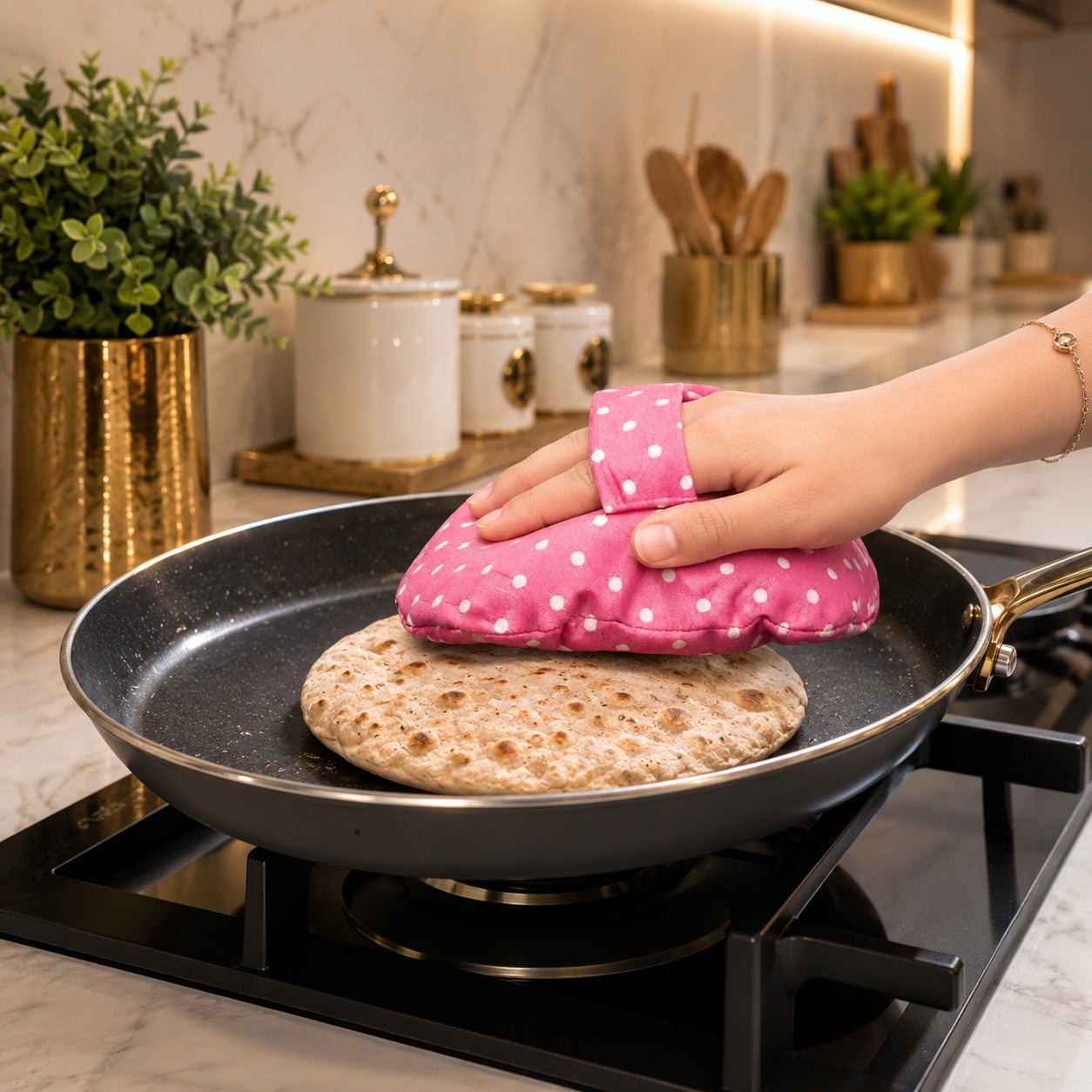 Premium Charming Polka Dot Cotton Roti Cover & Chapati Warmer - Pack of 2 - Buy Online at Alikart