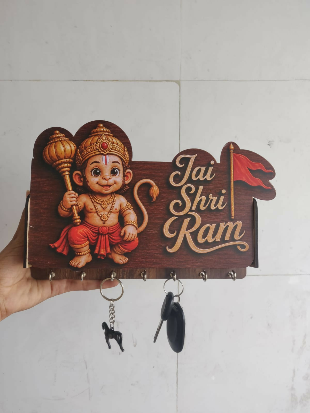 Devotional Bal Hanuman Wooden Key Organizer – Jai Shri Ram Wall-Mounted Key Hanger - Detailed Feature View 3