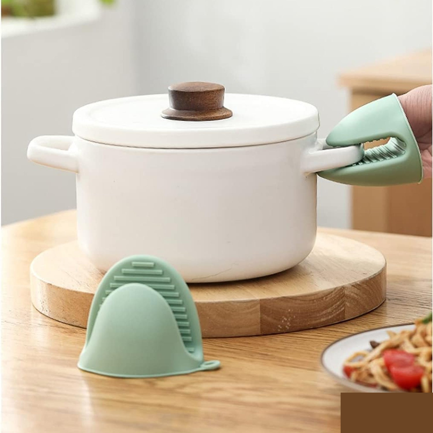 Heat-Resistant Silicone Pinch Pot Holder with Anti-Slip Grip (Single Piece) - Detailed Feature View 7