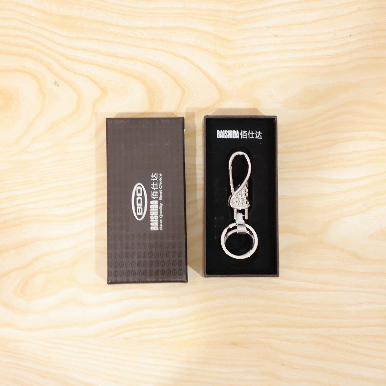 Heavy Duty Metal Key Holder – Durable with Swivel Hook for Everyday Use - Detailed Feature View 6