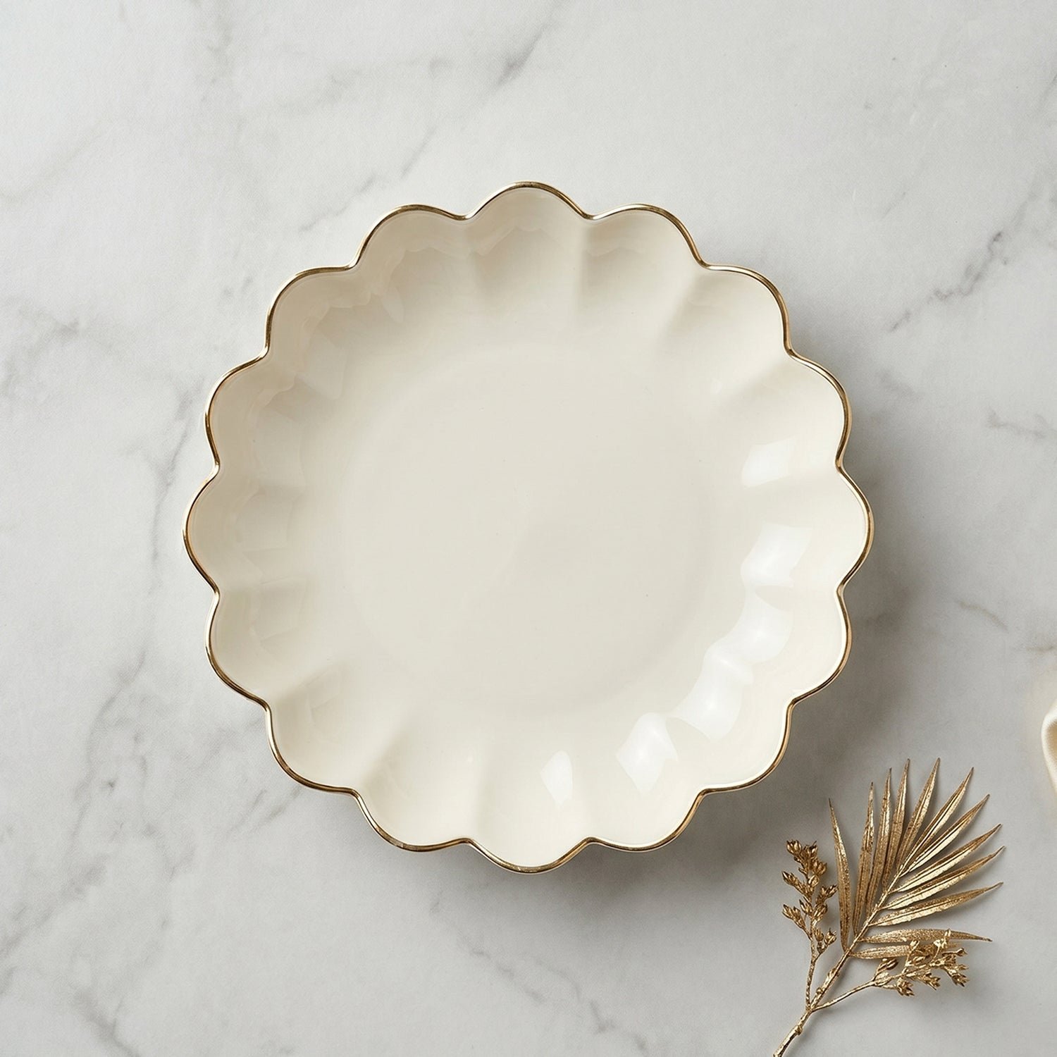Lotus Flower Decorative Serving Tray – Elegant Snack & Dry Fruit Platter - Detailed Feature View 5