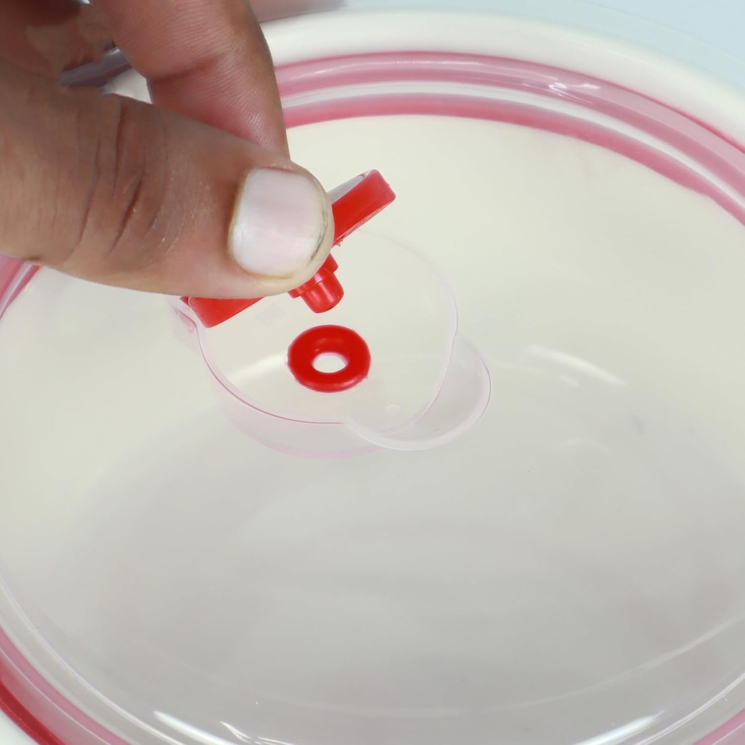 Multipurpose Plastic Bowl Set with Vented Lids for Kitchen Storage (3 Pc Set) - Detailed Feature View 1