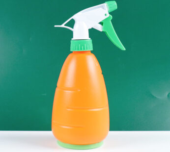 Playful Carrot-Shaped Fine Mist Spray Bottle – Versatile Refillable Mister for Plants, Hair, and Home