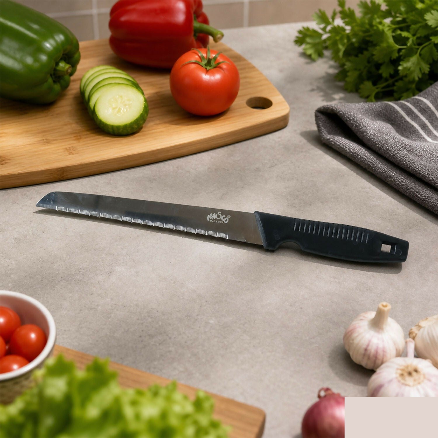 Professional Serrated Bread Knife with Ergonomic Black Handle and Stainless Steel Blade - Detailed Feature View 2