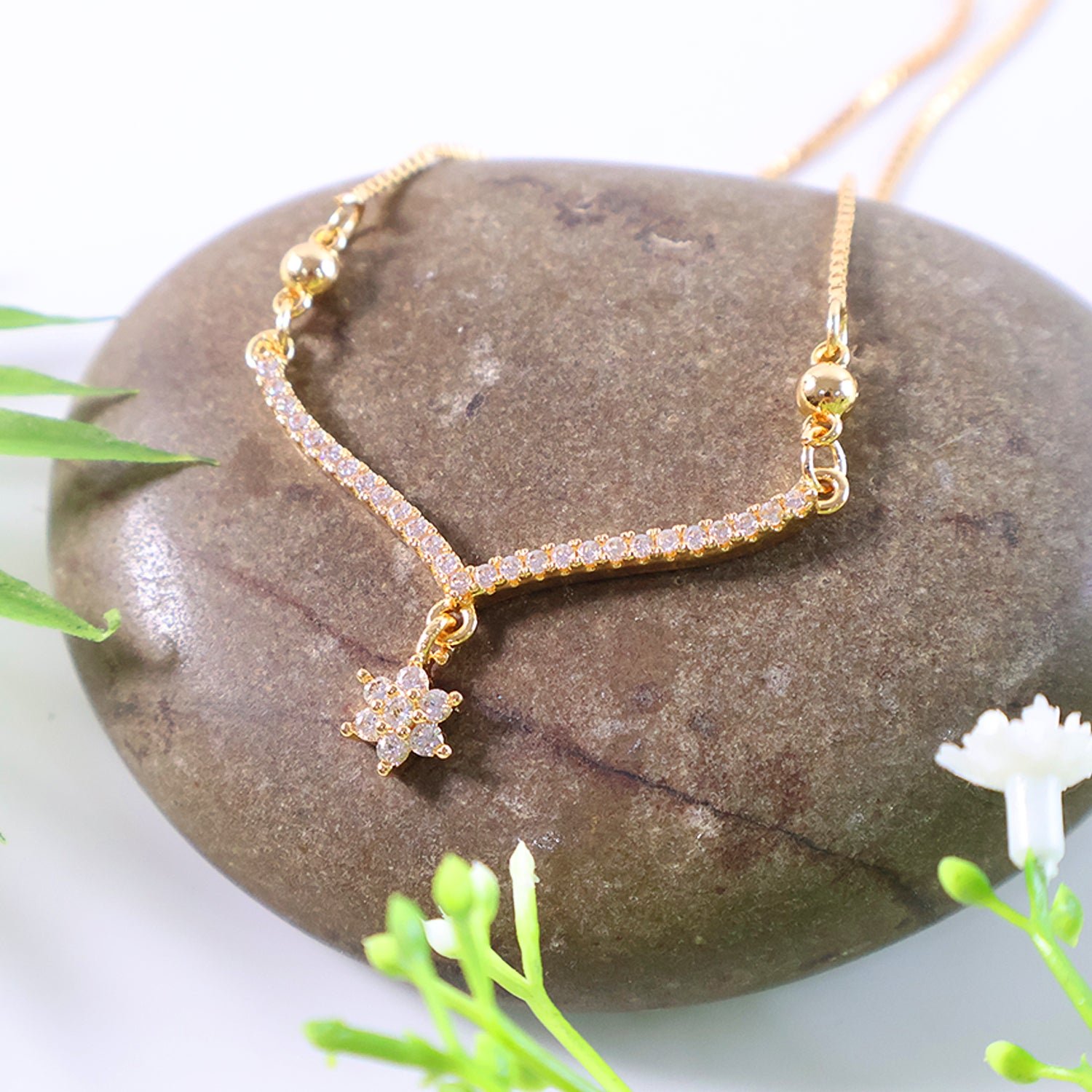 Radiant Celestial Star Pendant Necklace – Gold-Plated Statement Jewelry - Detailed Feature View 2