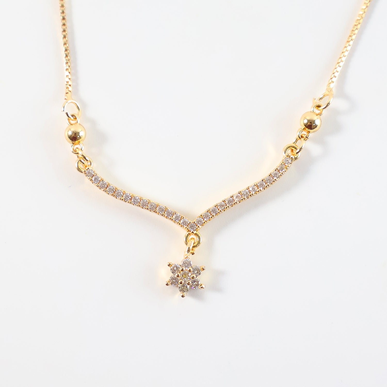 Radiant Celestial Star Pendant Necklace – Gold-Plated Statement Jewelry - Detailed Feature View 3