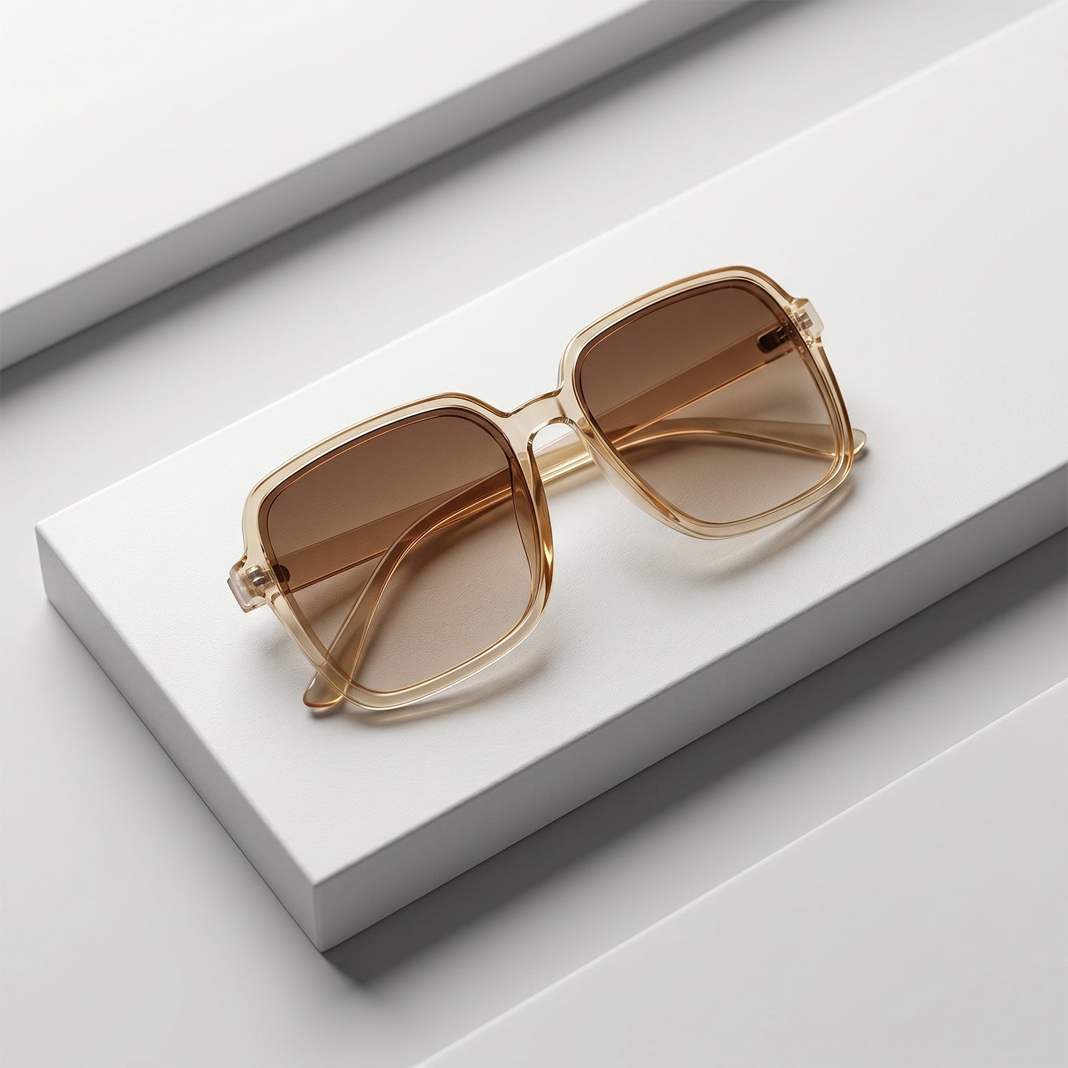 Square Retro Sunglasses – Trendy Oversized Gradient Tinted Eyewear - Detailed Feature View 6