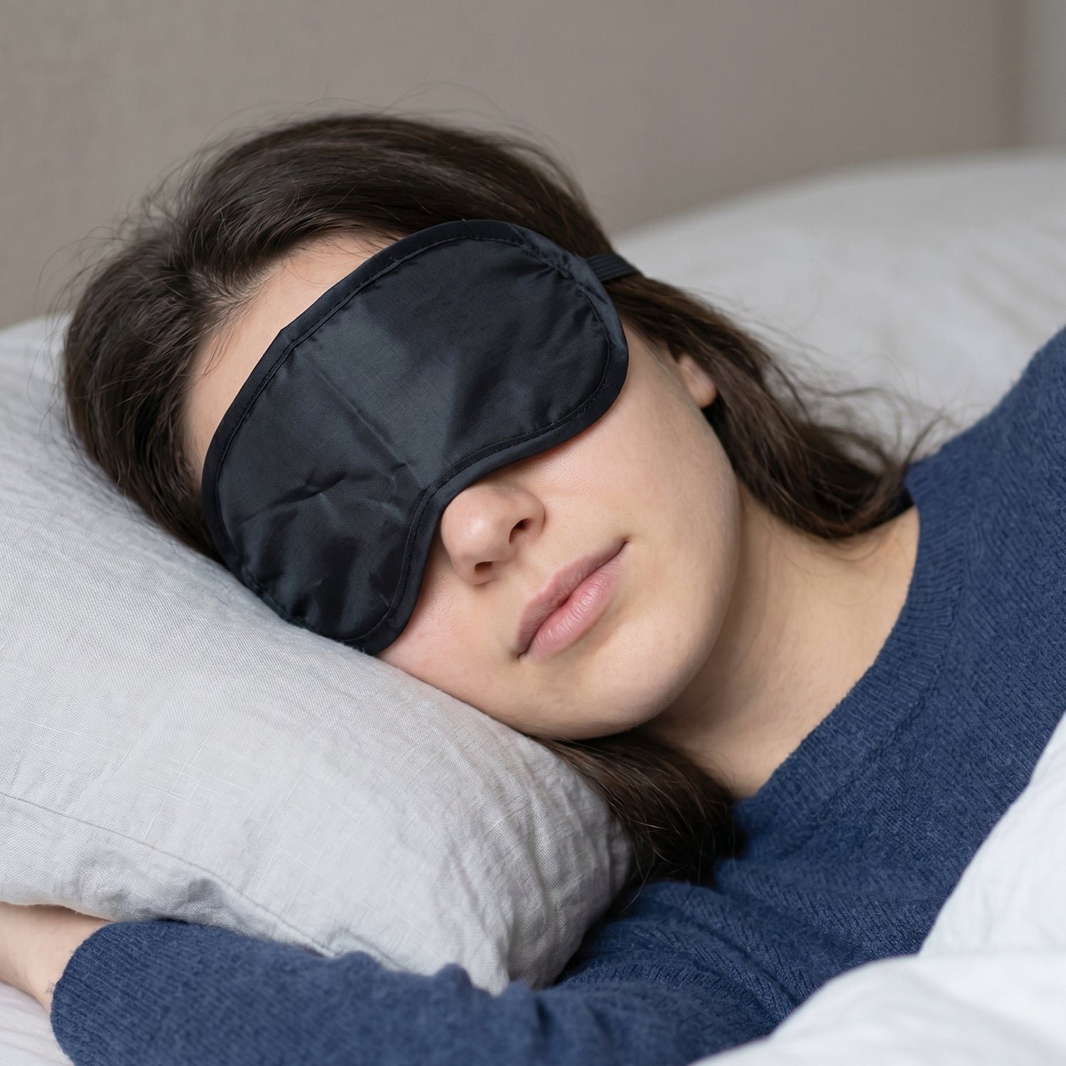 Travel Comfort Kit – Sleep Essentials for Long Journeys - Detailed Feature View 2