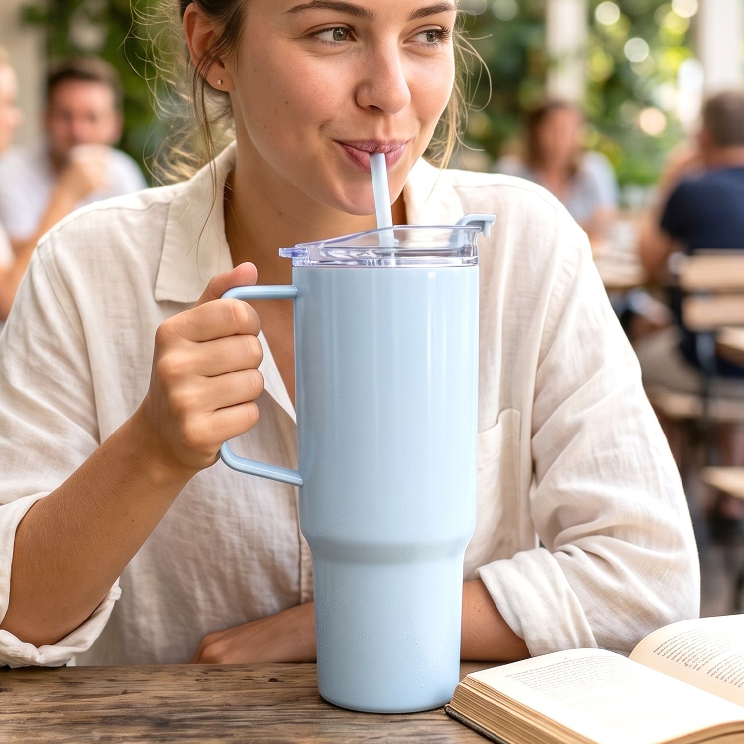 Travel Tumbler – 1800ml Leak-Proof with Handle & Straw for Hydration - Detailed Feature View 2